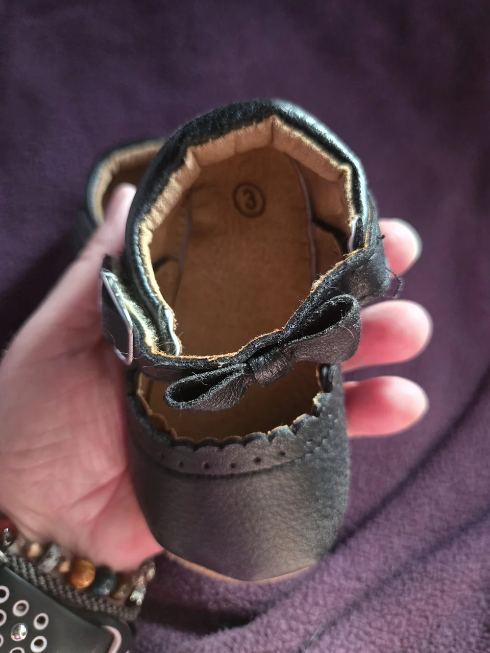 Black Scalloped T-Strap Mary Janes- Baby Size 3 EUC - Picture 4 of 4